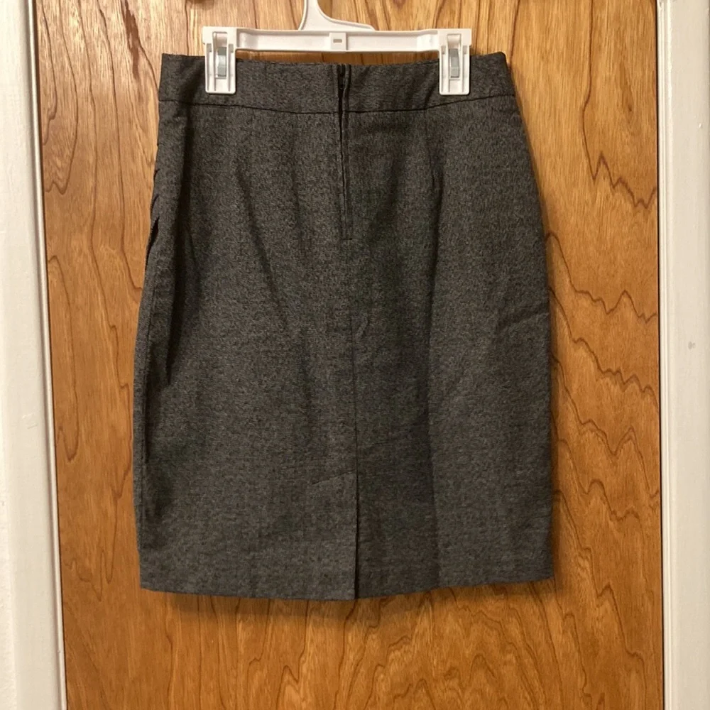 BCX Dark grey pencil skirt, size 3 - Picture 2 of 5